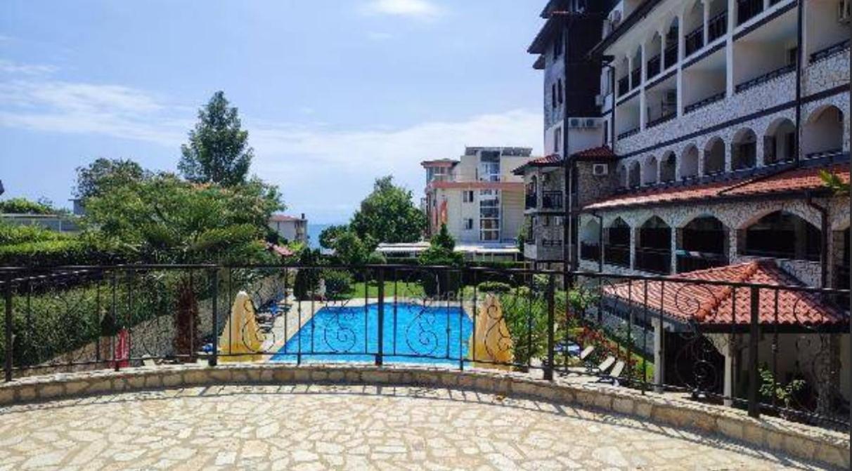 Нощувки Свети Влас Комплекс Амфора , Студио 704 Bagian luar foto